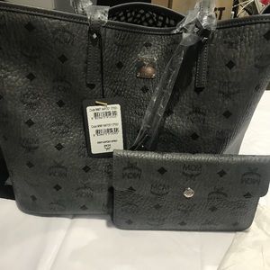 🩶Authentic MCM Tote and Pouch 🩶